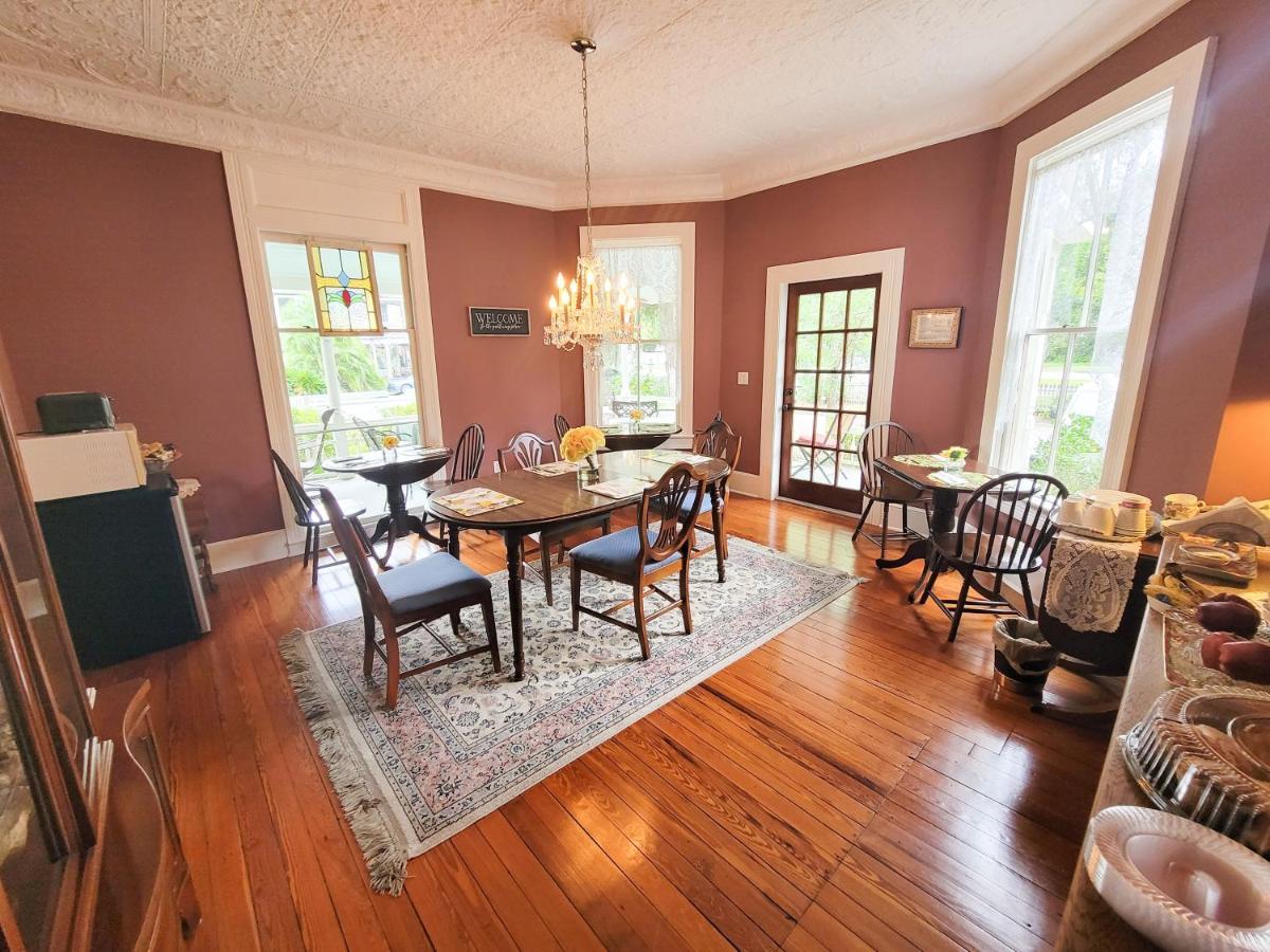 The Camellia Rose Inn- King Room- Inspiration Гейнсвилл Экстерьер фото