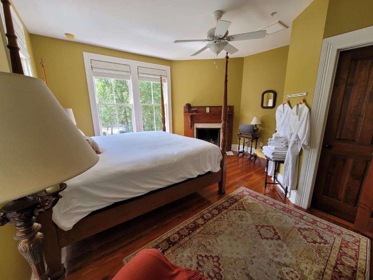 The Camellia Rose Inn- King Room- Inspiration Гейнсвилл Экстерьер фото